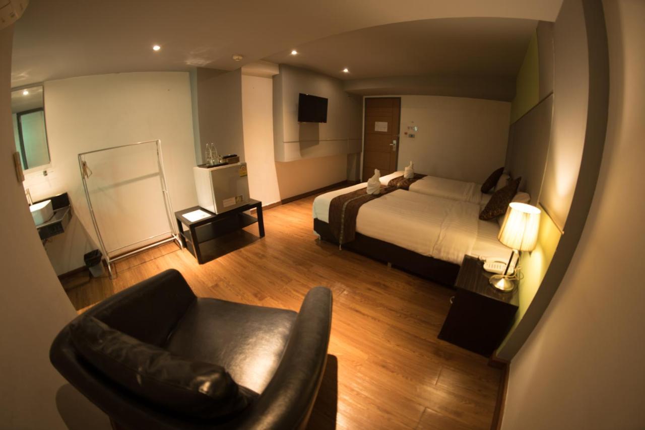 Hotel Admire Thonburi Bangkok Esterno foto