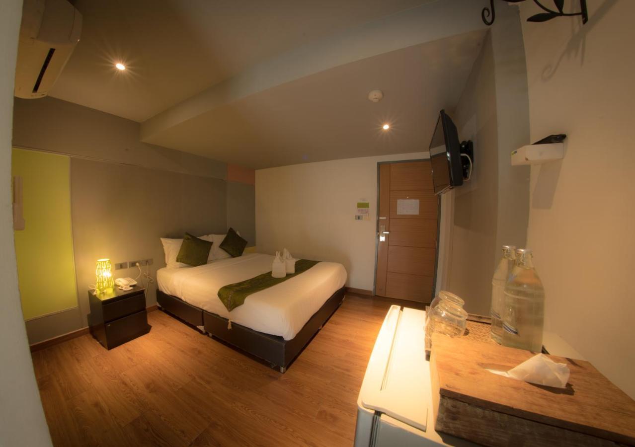 Hotel Admire Thonburi Bangkok Esterno foto