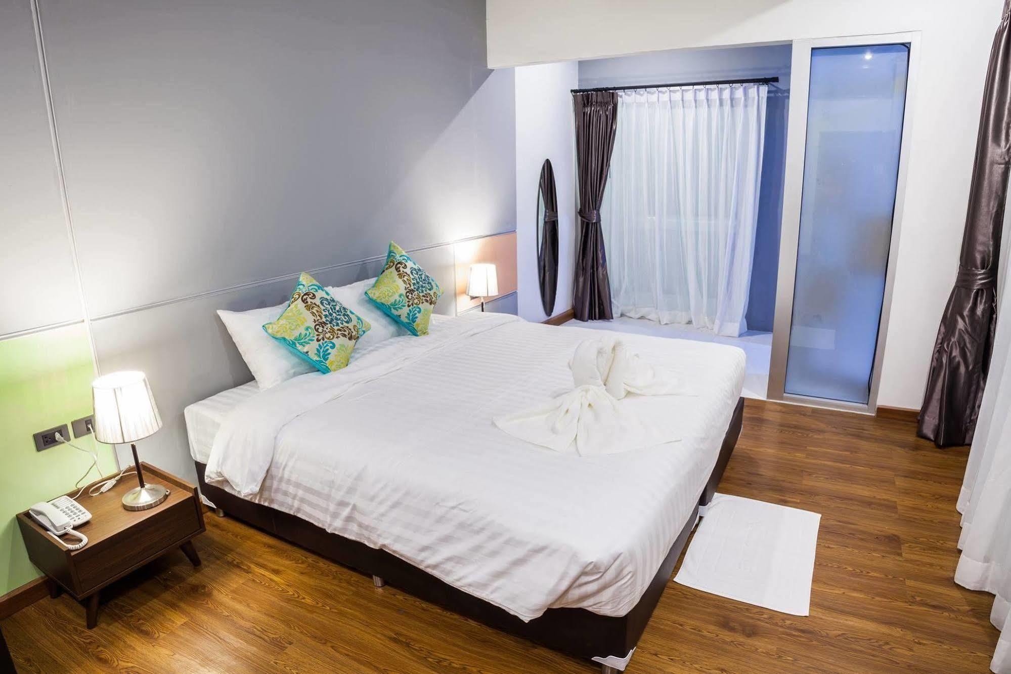Hotel Admire Thonburi Bangkok Esterno foto